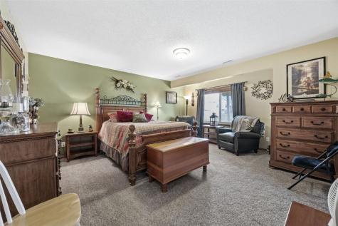 2521 Radcliffe Court SW Cedar Rapids IA 52404