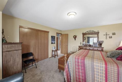 2521 Radcliffe Court SW Cedar Rapids IA 52404