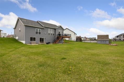 2521 Radcliffe Court SW Cedar Rapids IA 52404