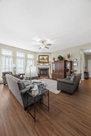 2521 Radcliffe Court SW Cedar Rapids IA 52404