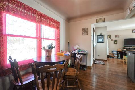 1844 B Avenue NW Cedar Rapids IA 52405
