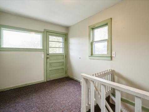 1120 Central Avenue Center Point IA 52213
