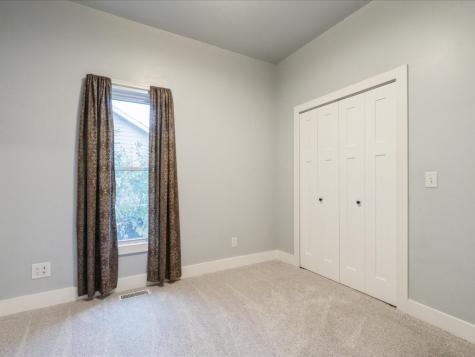 1120 Central Avenue Center Point IA 52213