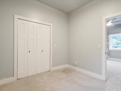 1120 Central Avenue Center Point IA 52213