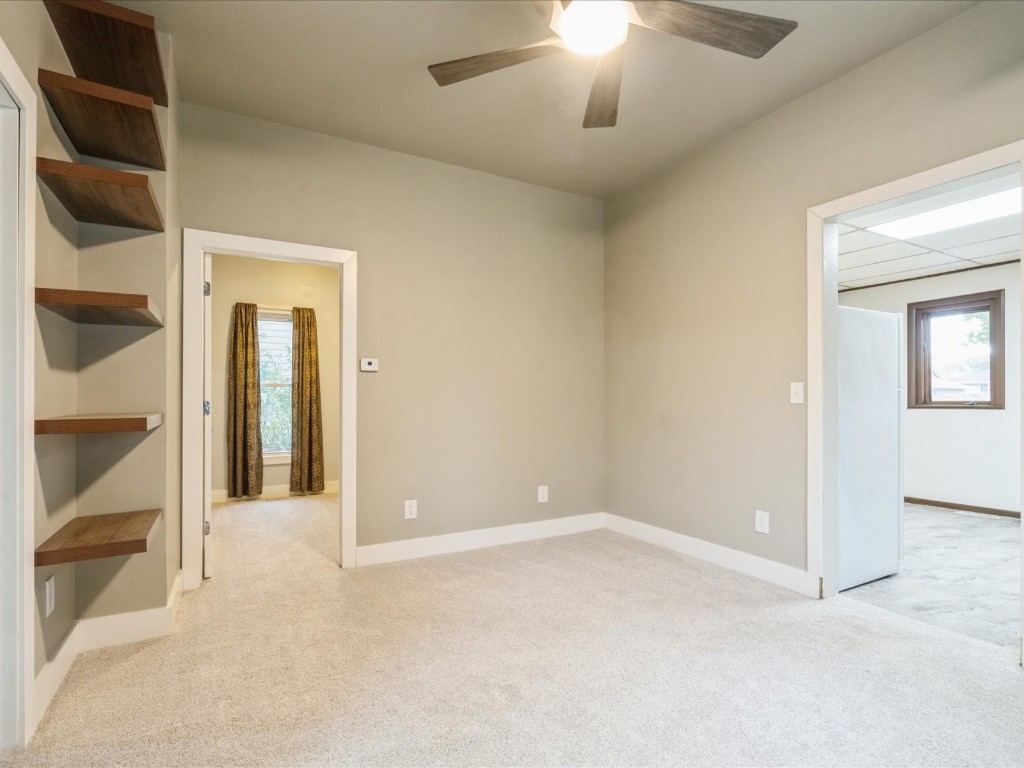 1120 Central Avenue Center Point IA 52213