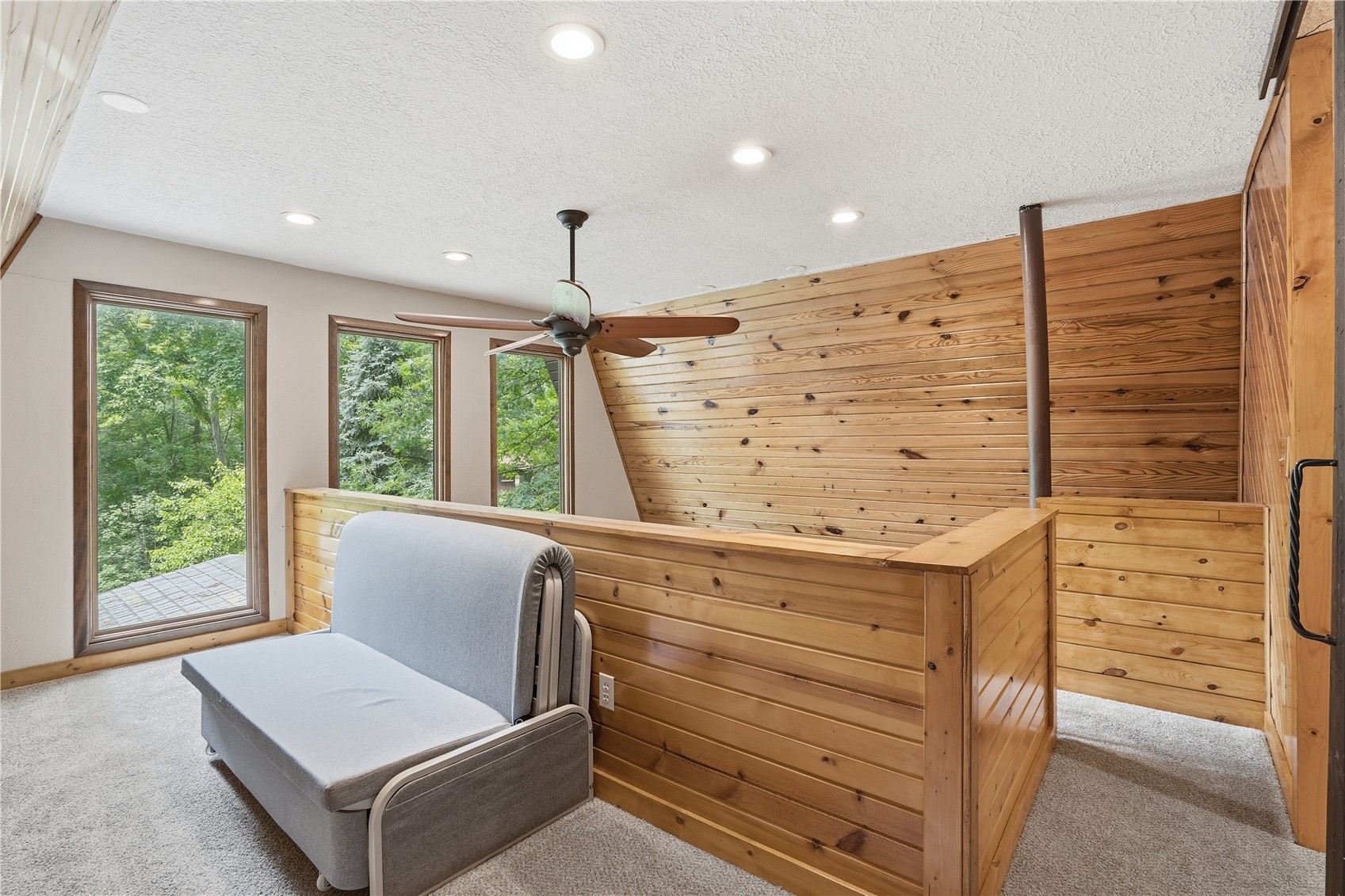 2221 Oak Road NE North Liberty IA 52317
