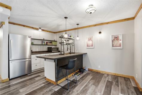 2221 Oak Road NE North Liberty IA 52317