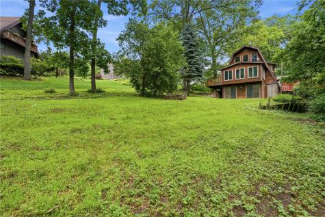 2221 Oak Road NE North Liberty IA 52317