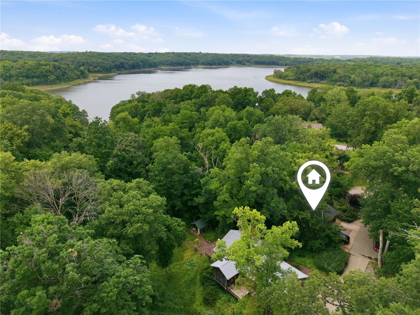 2221 Oak Road NE North Liberty IA 52317
