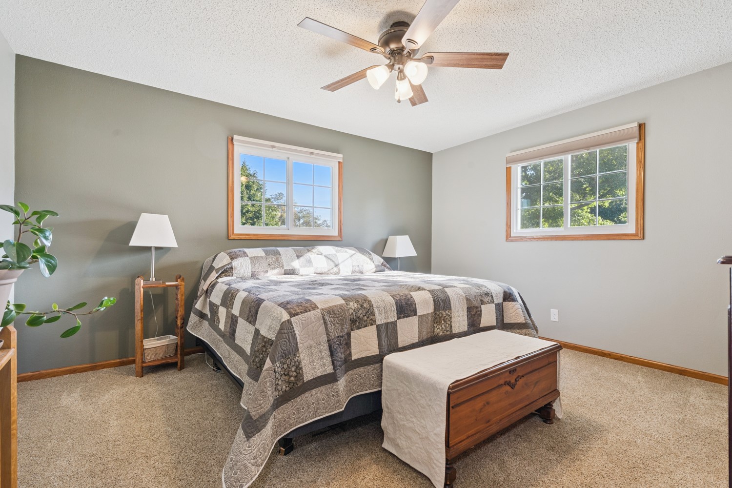 1002 W 17th Street Vinton IA 52349