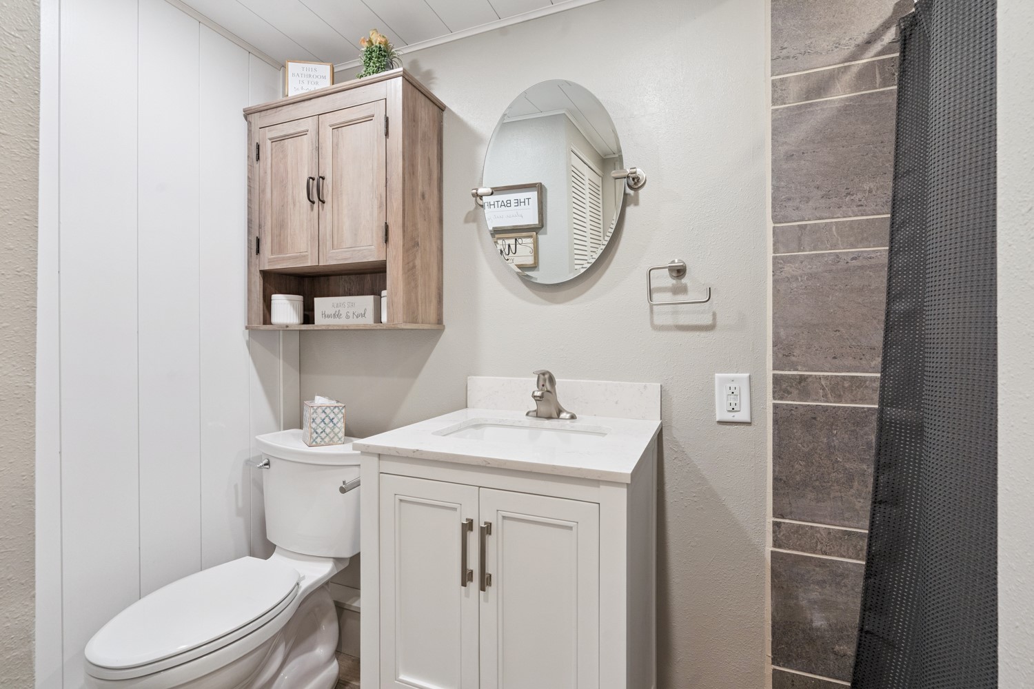 1002 W 17th Street Vinton IA 52349