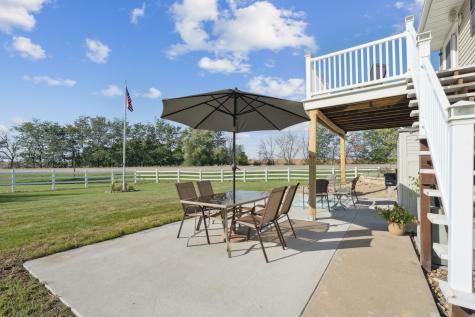 1002 W 17th Street Vinton IA 52349