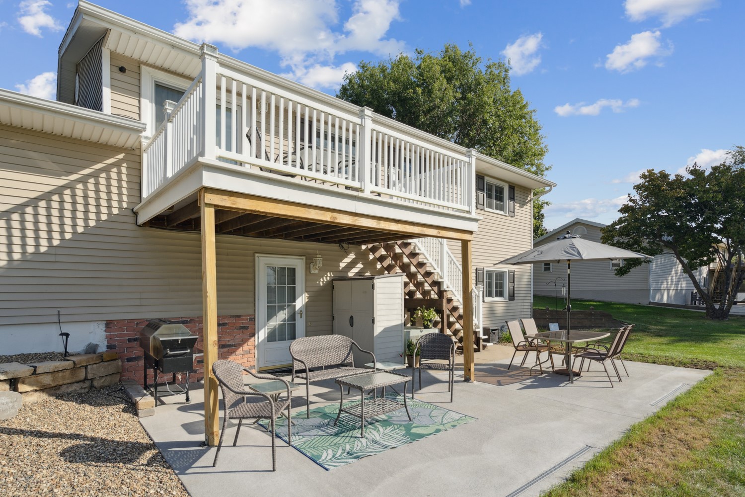 1002 W 17th Street Vinton IA 52349