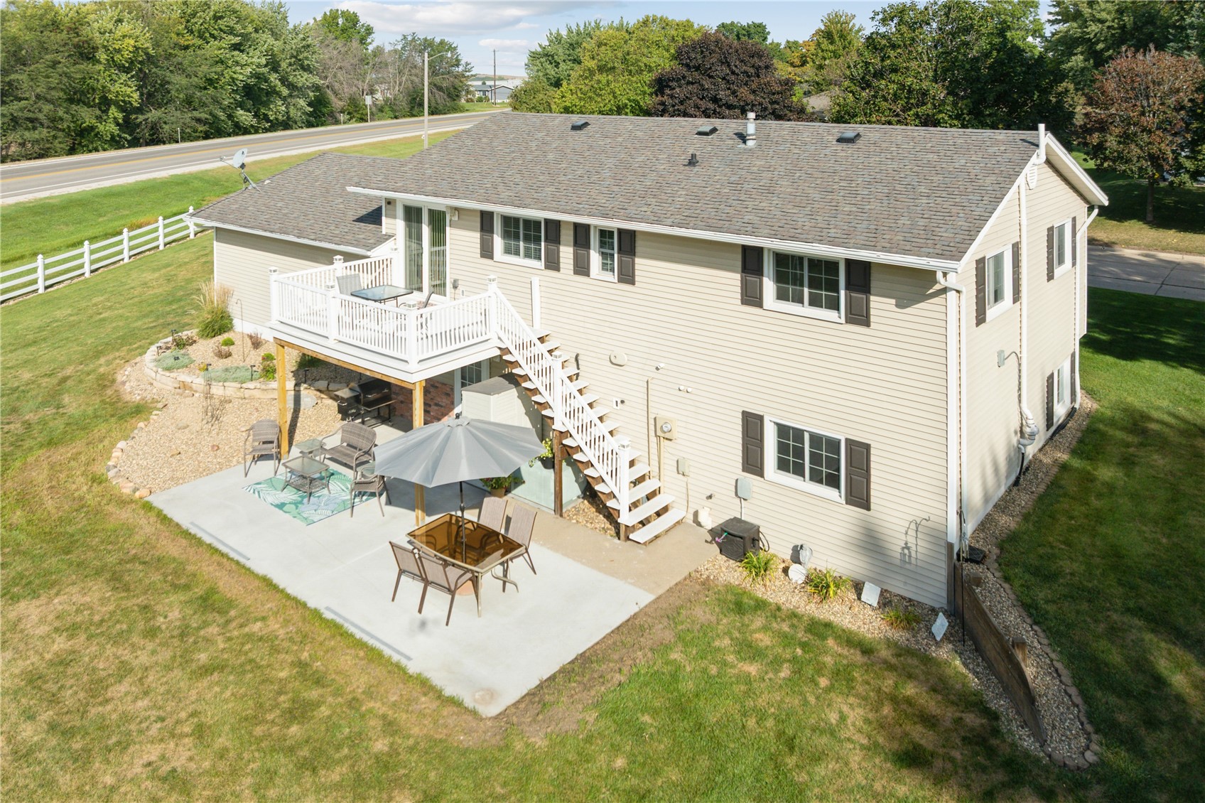 1002 W 17th Street Vinton IA 52349