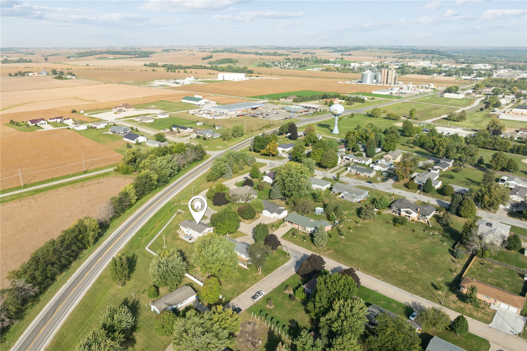 1002 W 17th Street Vinton IA 52349