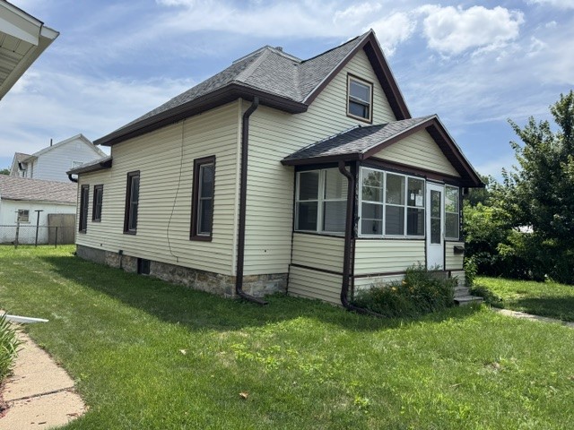 723 7th Street SW Cedar Rapids IA 52404