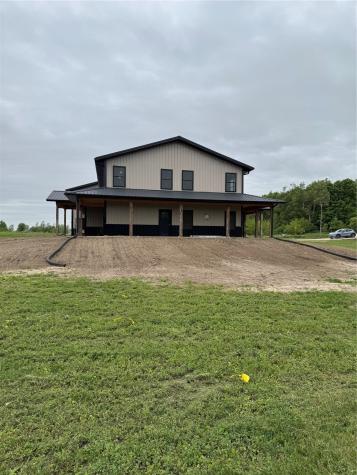 21561 80th Street Martelle IA 52305
