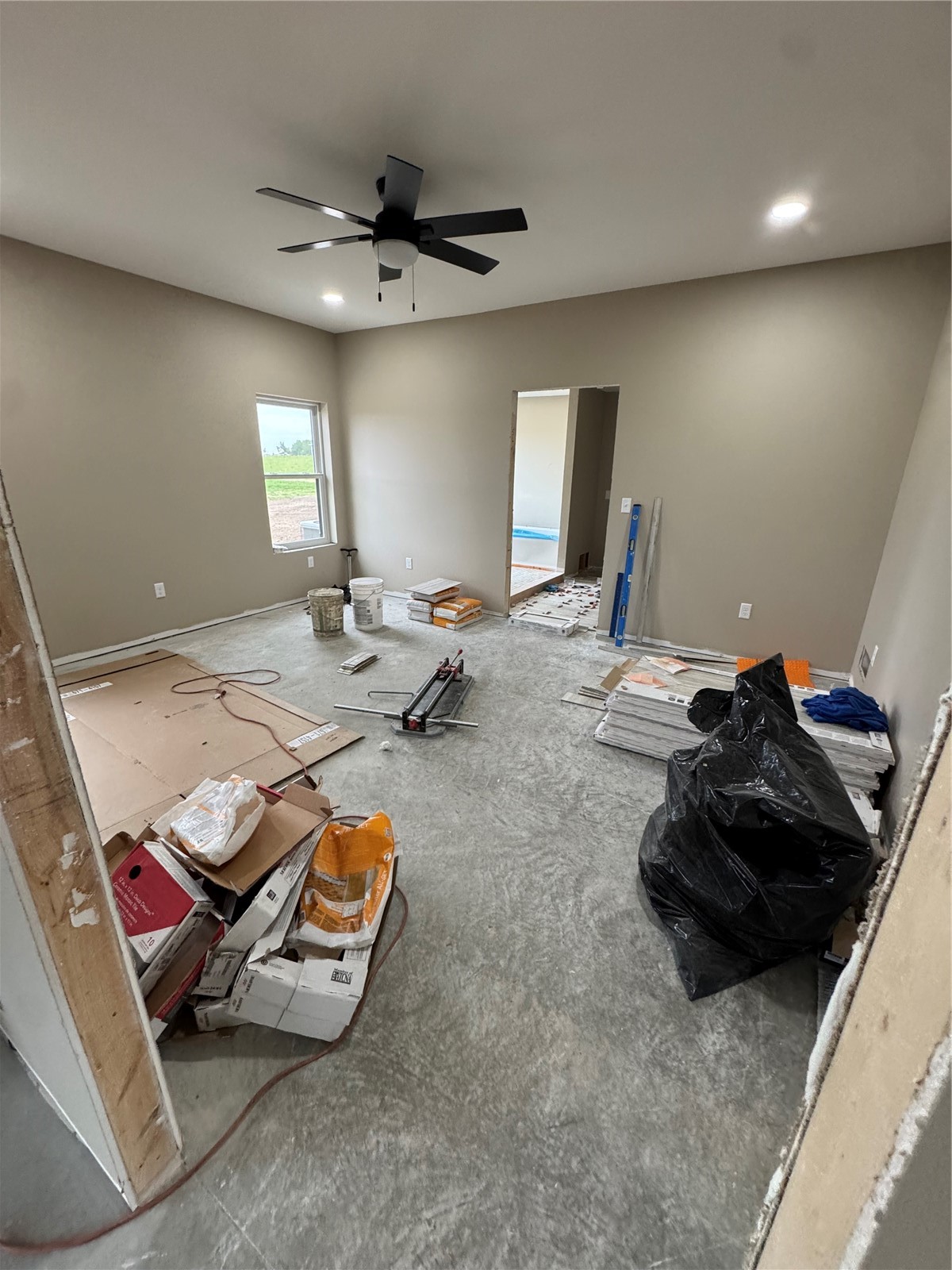 21561 80th Street Martelle IA 52305
