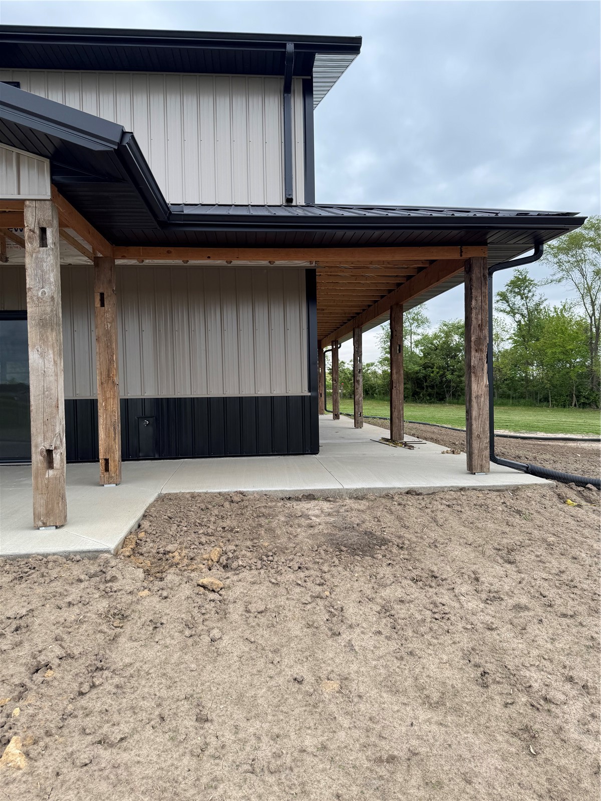 21561 80th Street Martelle IA 52305