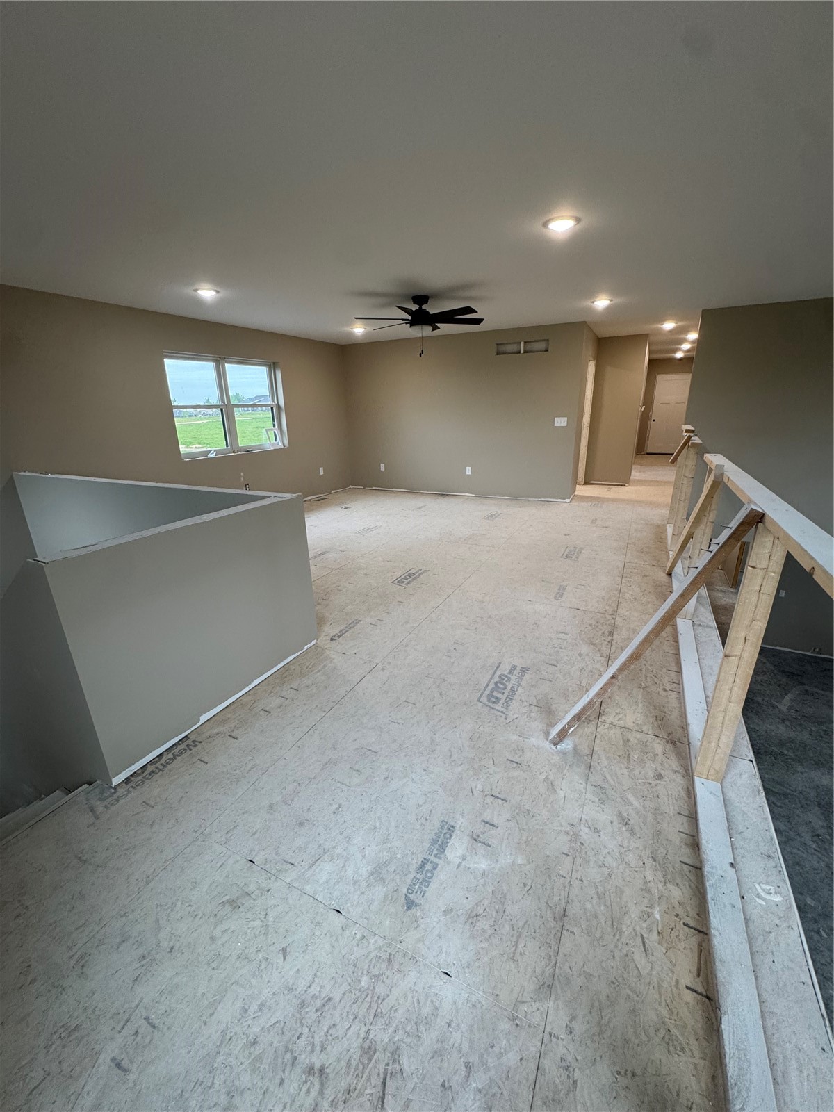 21561 80th Street Martelle IA 52305