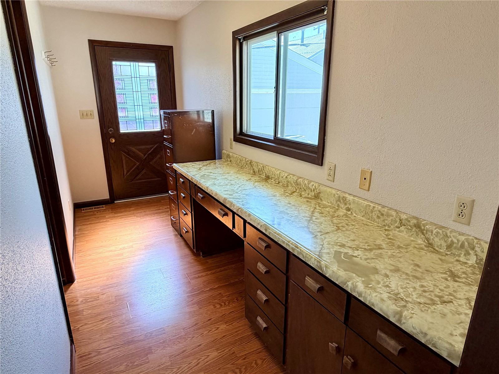 108 2nd Avenue Newhall IA 52315