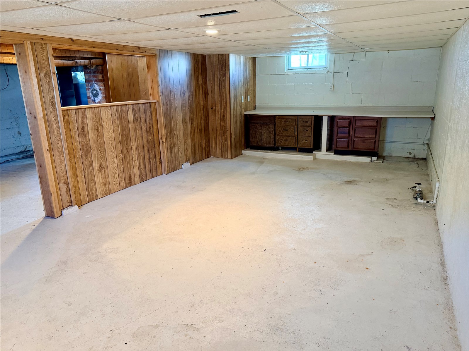 108 2nd Avenue Newhall IA 52315