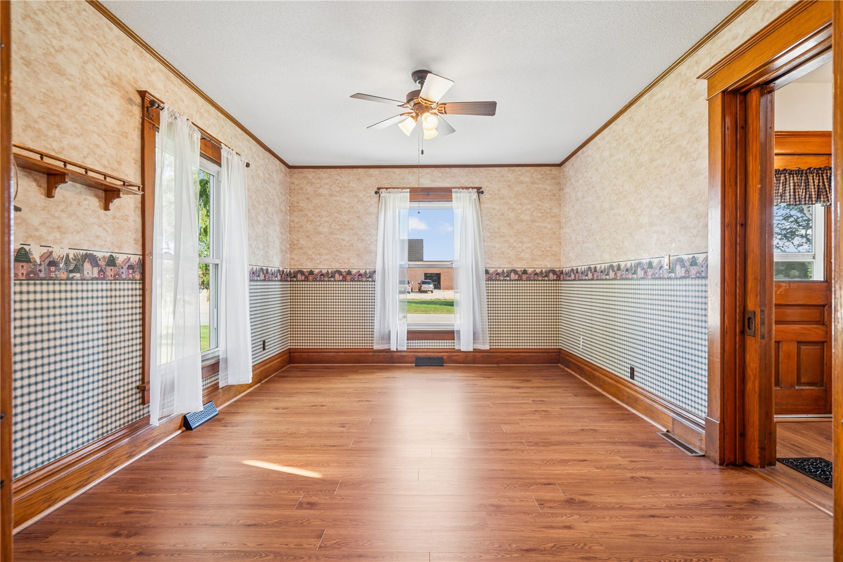 400 Piatt Street Clarence IA 52216