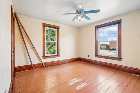 400 Piatt Street Clarence IA 52216