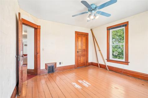 400 Piatt Street Clarence IA 52216