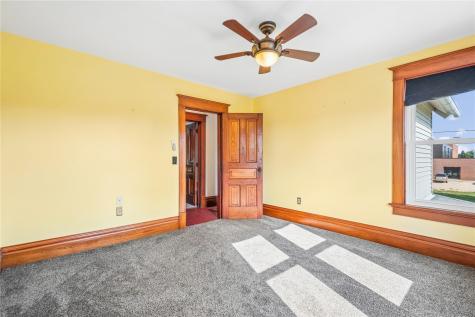 400 Piatt Street Clarence IA 52216