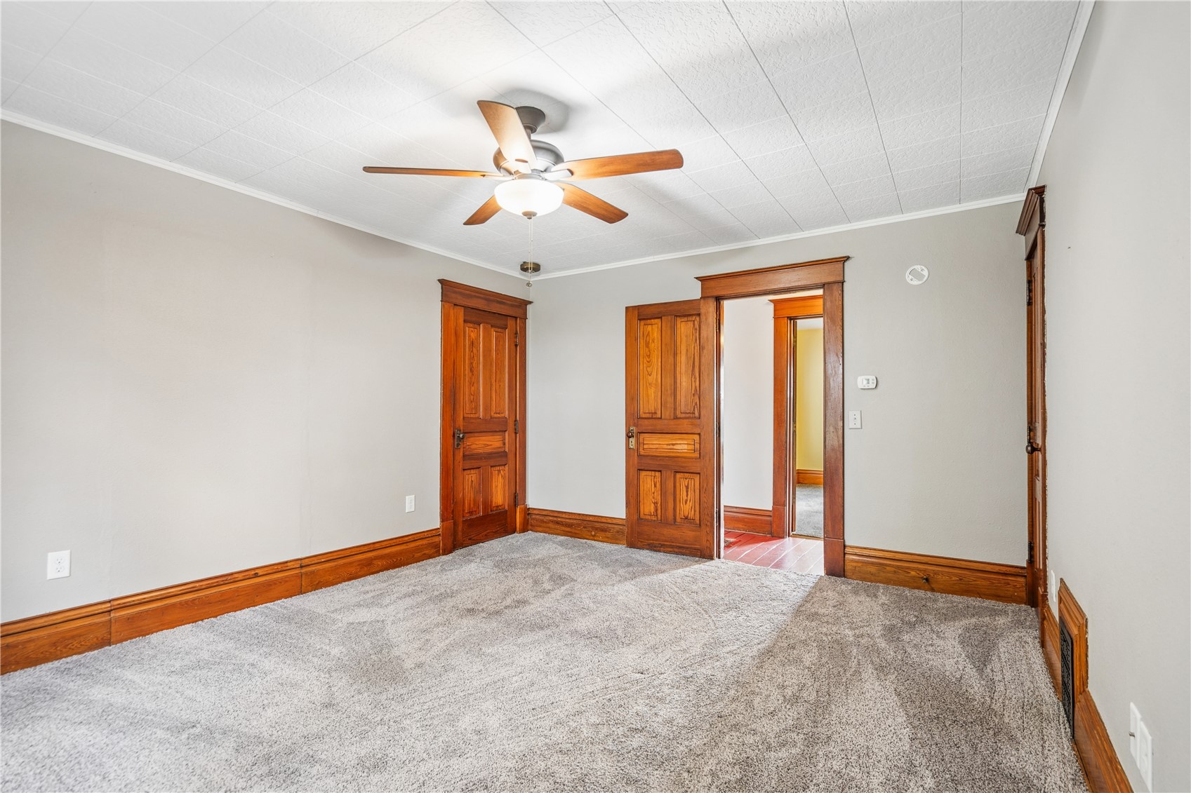 400 Piatt Street Clarence IA 52216