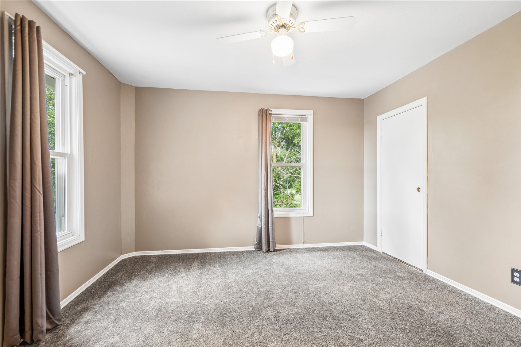 400 Piatt Street Clarence IA 52216