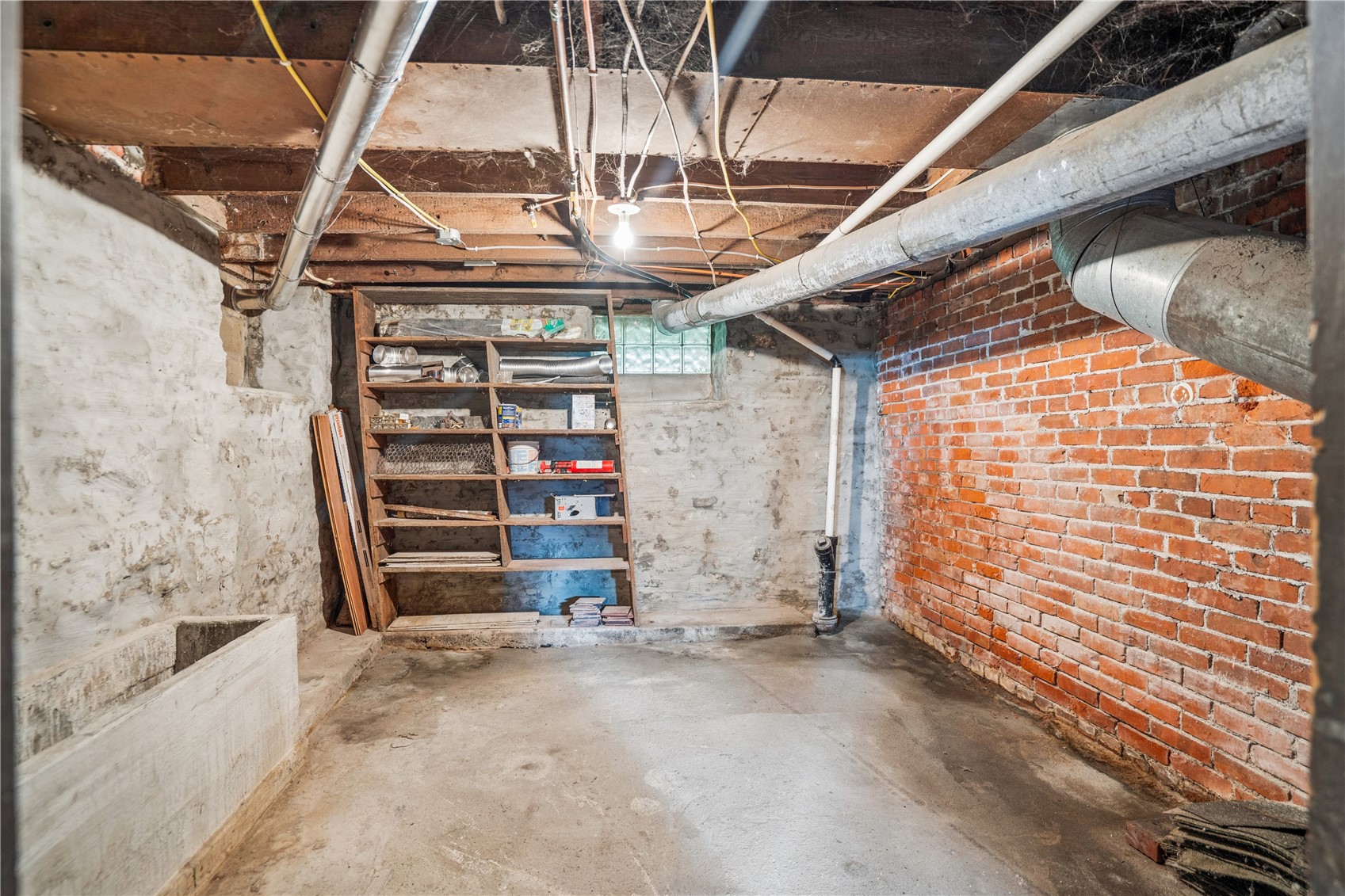 400 Piatt Street Clarence IA 52216