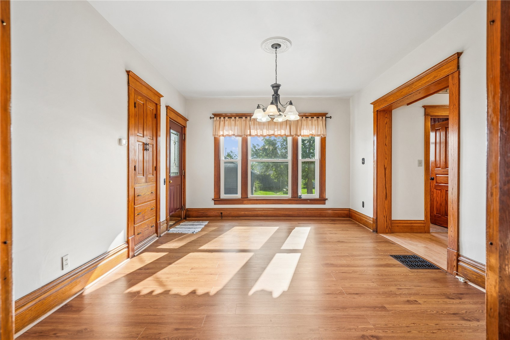 400 Piatt Street Clarence IA 52216