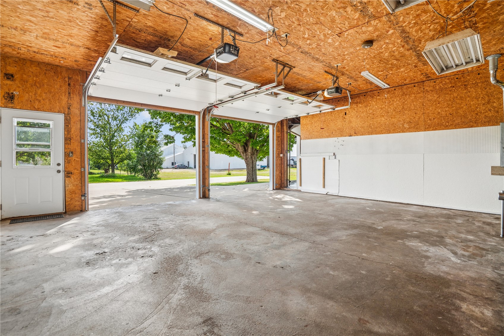400 Piatt Street Clarence IA 52216
