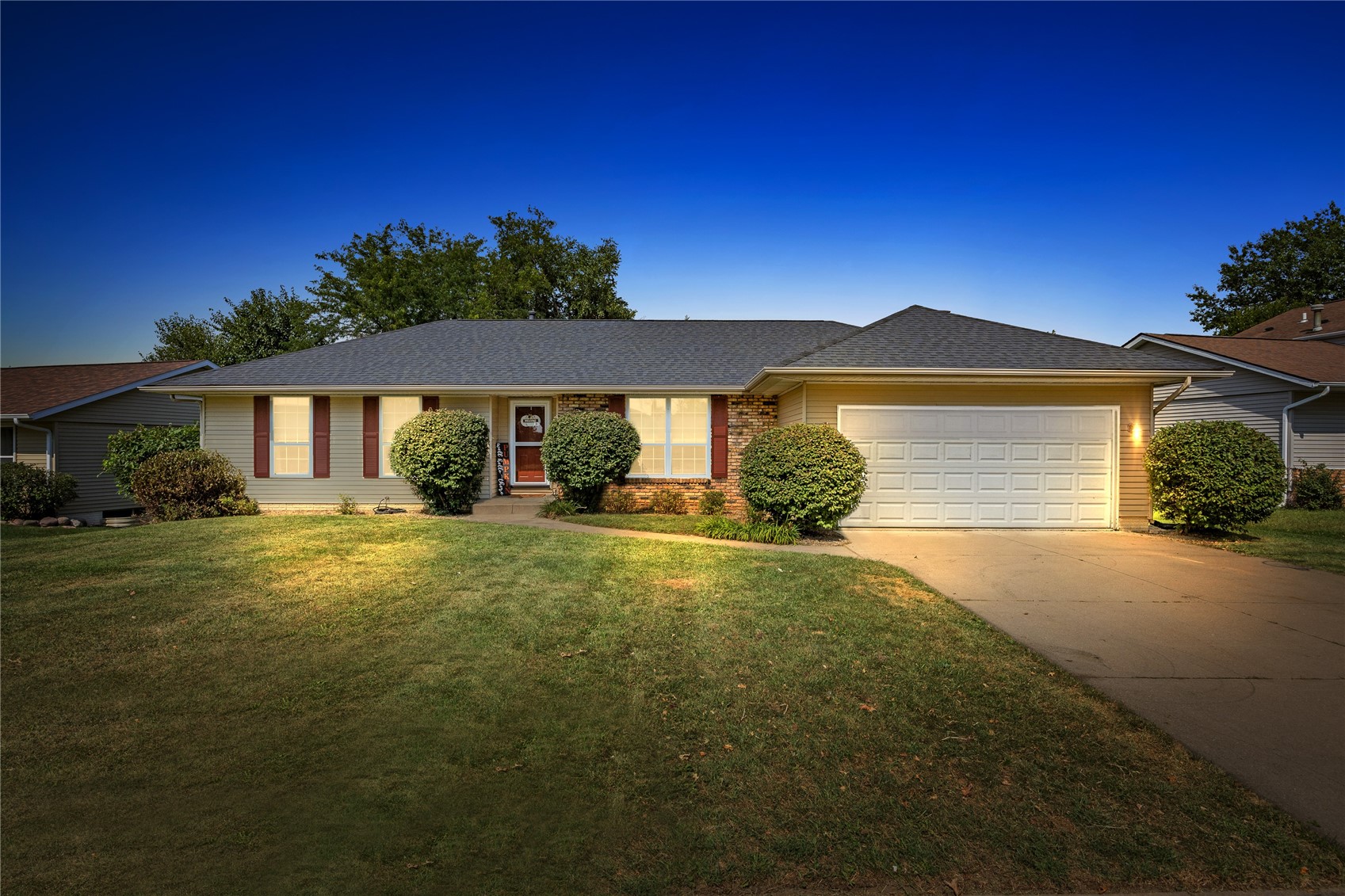 1614 Homewood Lane NE Cedar Rapids IA 52402