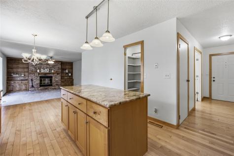 1614 Homewood Lane NE Cedar Rapids IA 52402