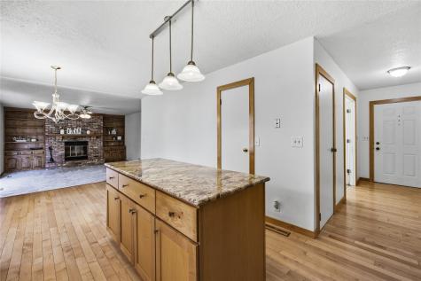 1614 Homewood Lane NE Cedar Rapids IA 52402