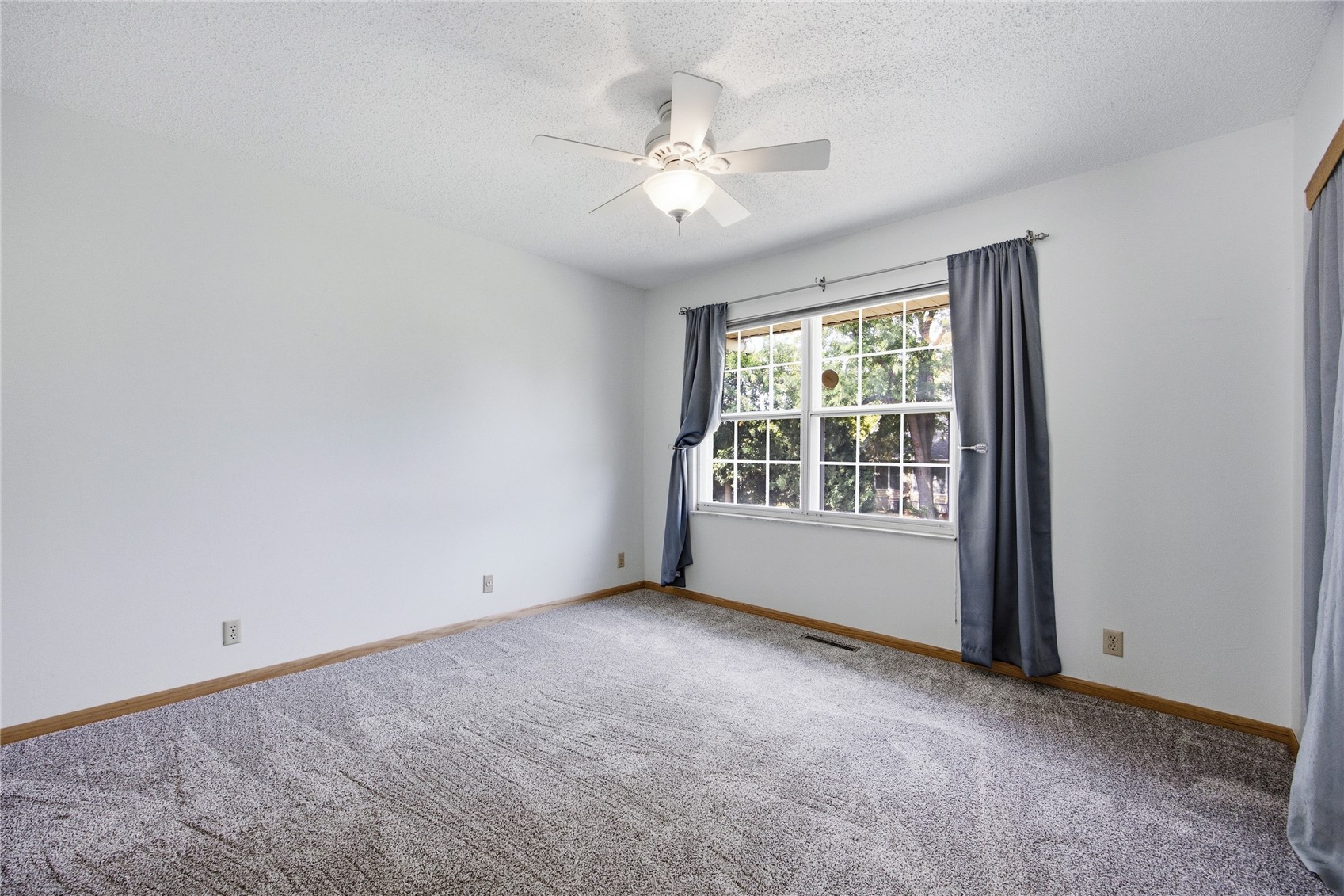 1614 Homewood Lane NE Cedar Rapids IA 52402