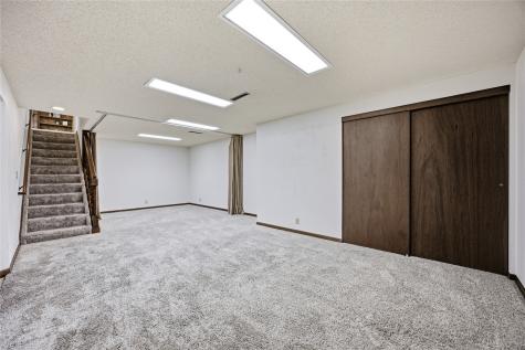 1614 Homewood Lane NE Cedar Rapids IA 52402
