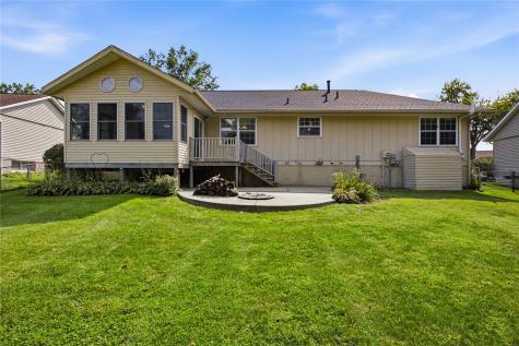 1614 Homewood Lane NE Cedar Rapids IA 52402