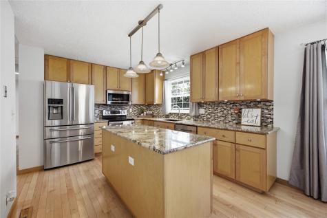 1614 Homewood Lane NE Cedar Rapids IA 52402