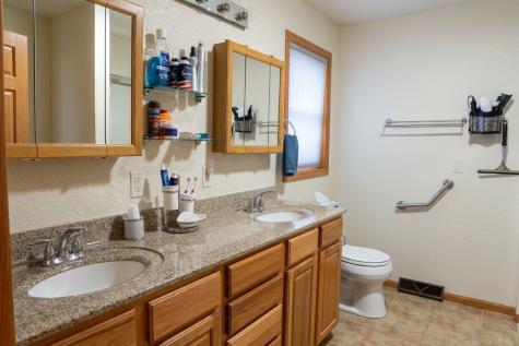 1452 Ivory Avenue Tipton IA 52772