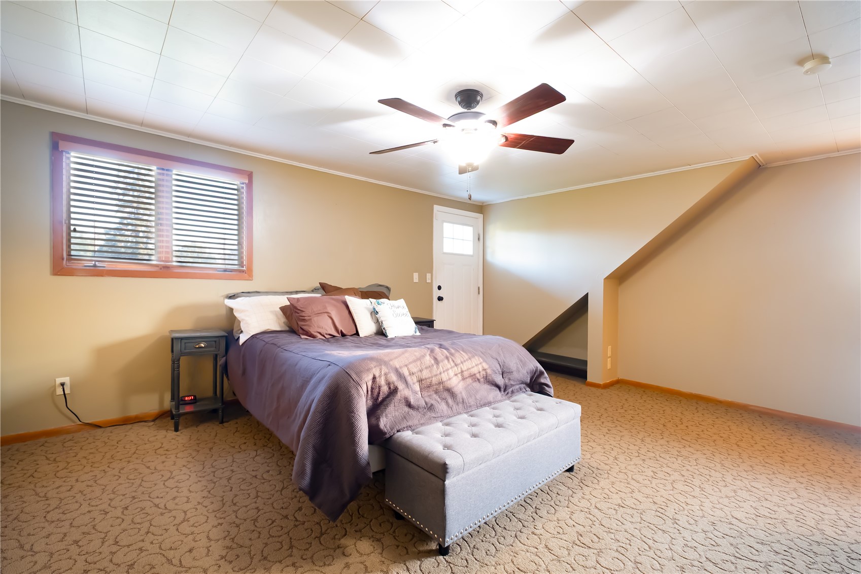 903 1st Avenue NW Mt Vernon IA 52314