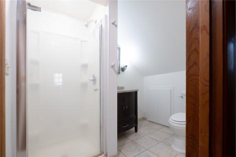 903 1st Avenue NW Mt Vernon IA 52314
