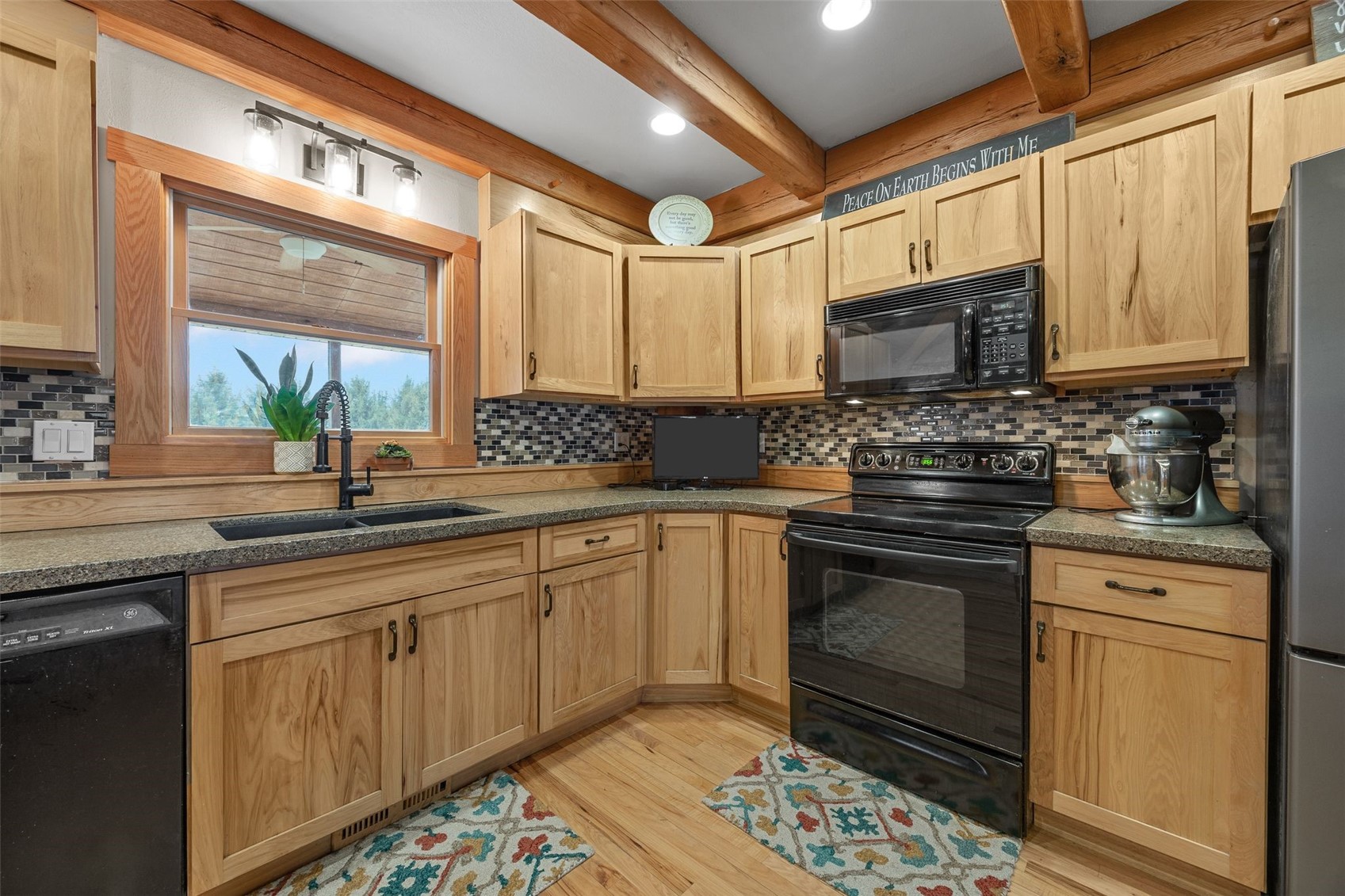 333 Hillview Drive SE Mt Vernon IA 52314