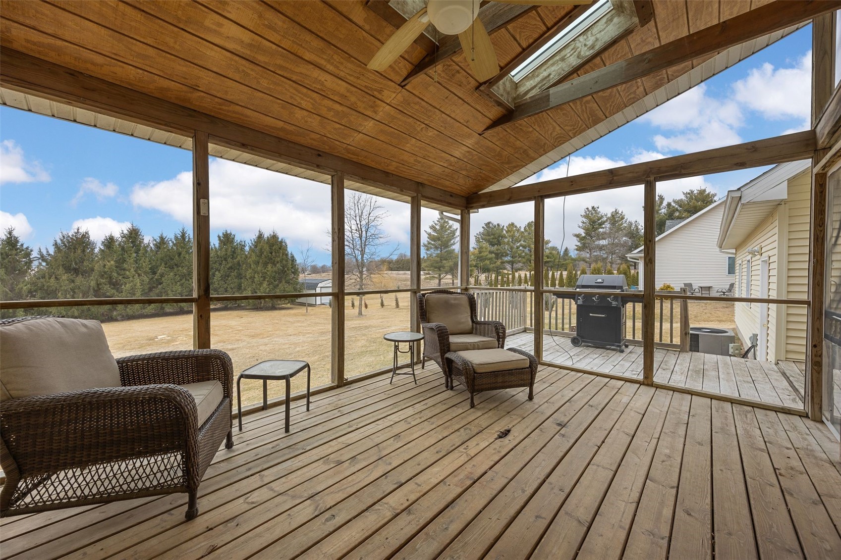 333 Hillview Drive SE Mt Vernon IA 52314