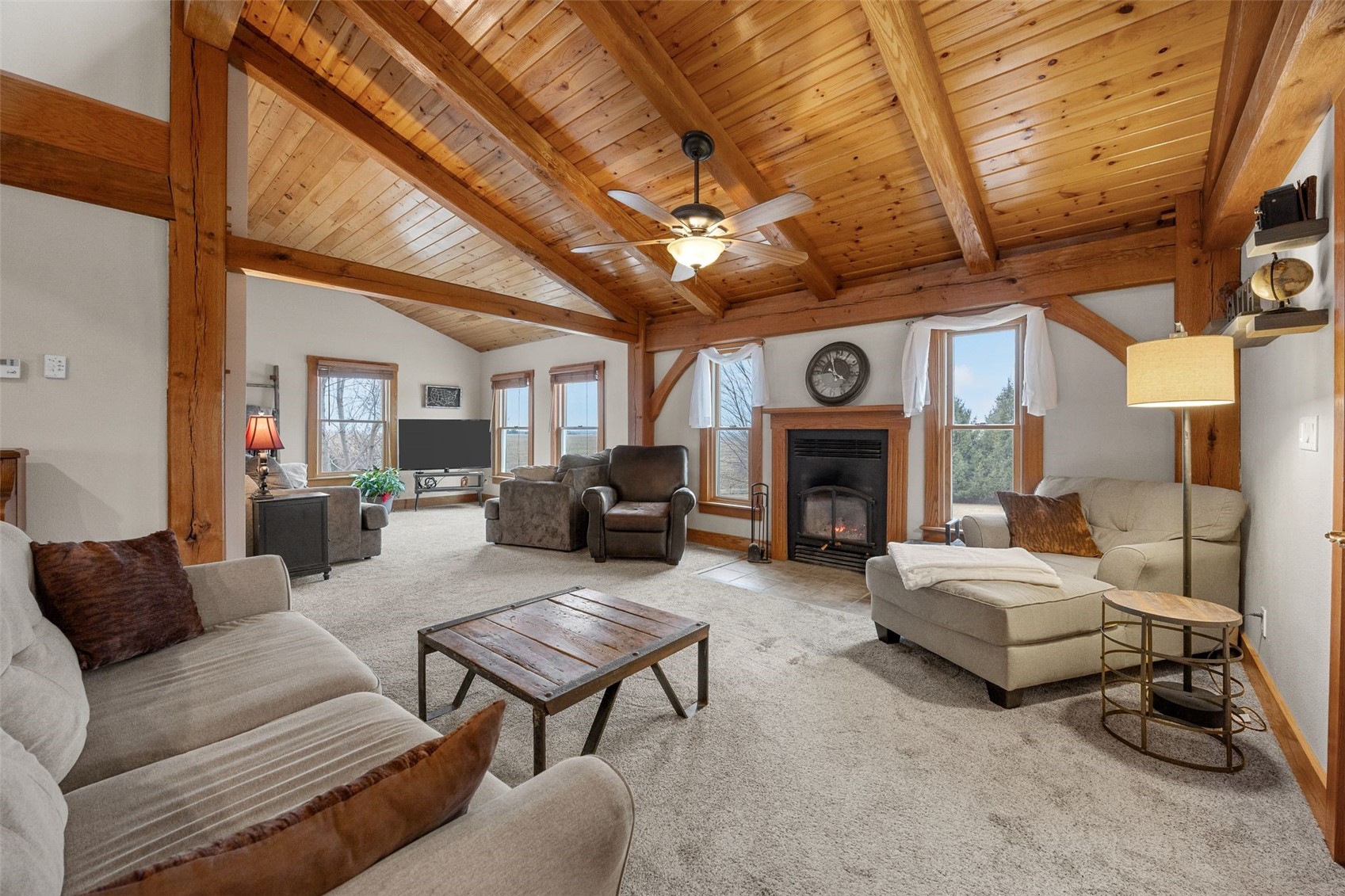 333 Hillview Drive SE Mt Vernon IA 52314