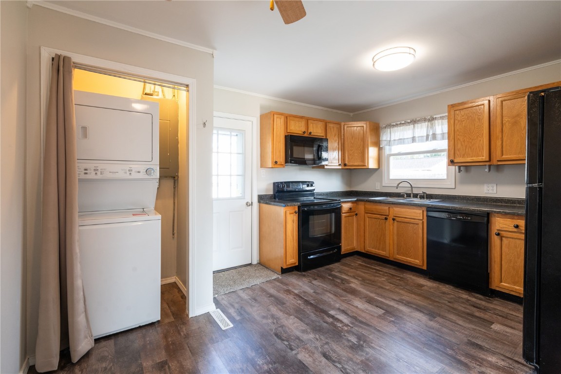5540 J Street SW Cedar Rapids IA 52404