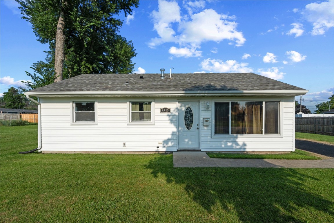 5540 J Street SW Cedar Rapids IA 52404
